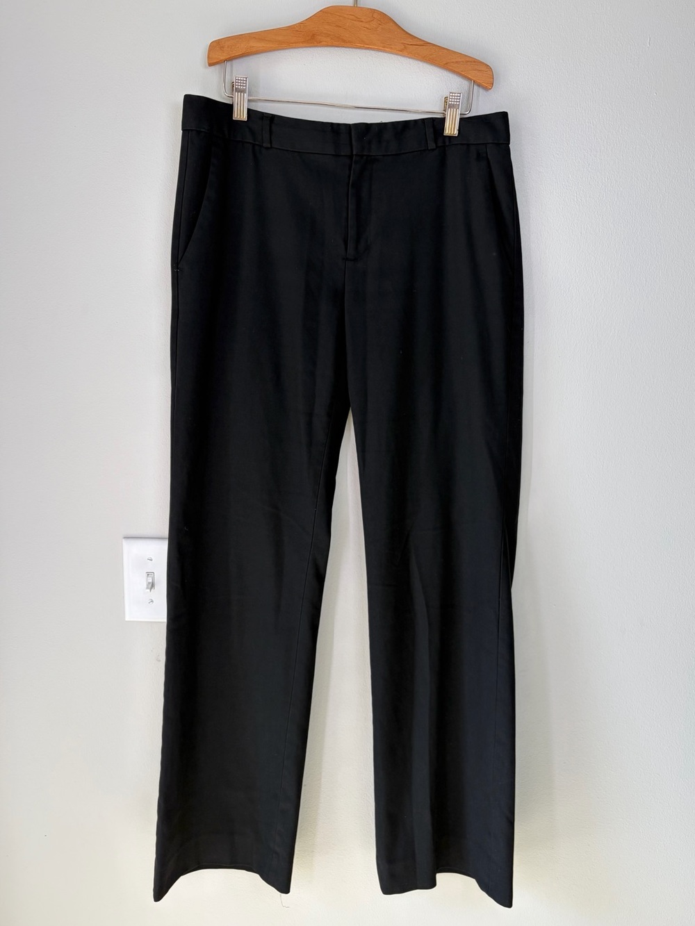Banana Republic Black Logan Fit Trouser Slacks Office Work Wear Career